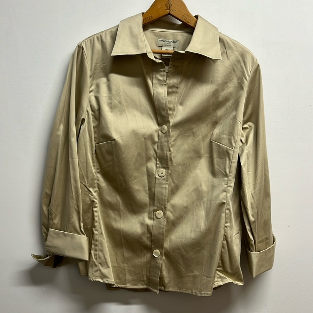 Banana Republic button down blouse